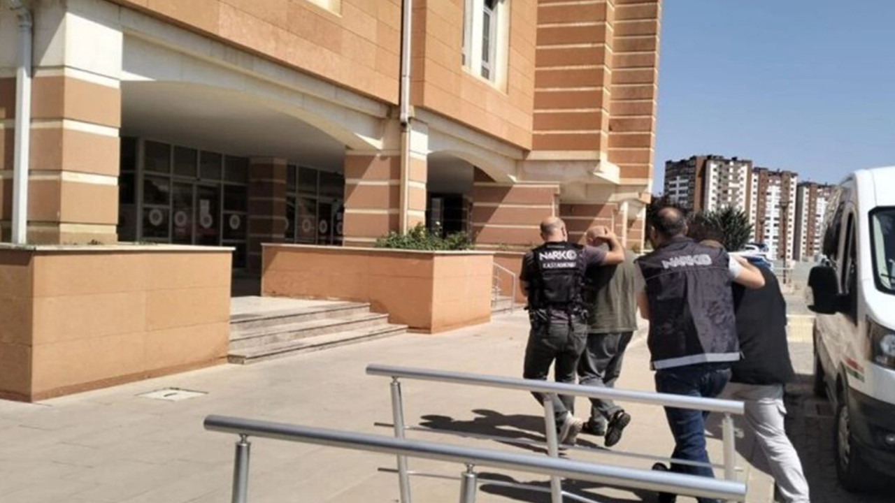 Uyuşturucu ticaretine ağır darbe: 2 sanığa 18’er yıl hapis