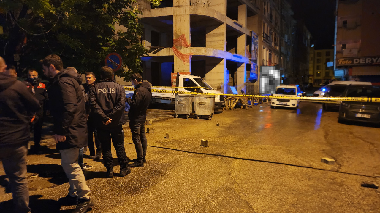 Ayrılık sonrası dehşet: Sokakta rastgele ateş açtı