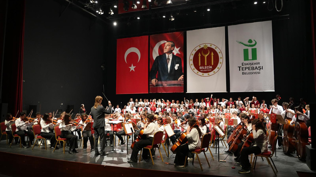 Bilecik’te Çocuk Senfoni Orkestrasının Konseri ayakta alkışlandı
