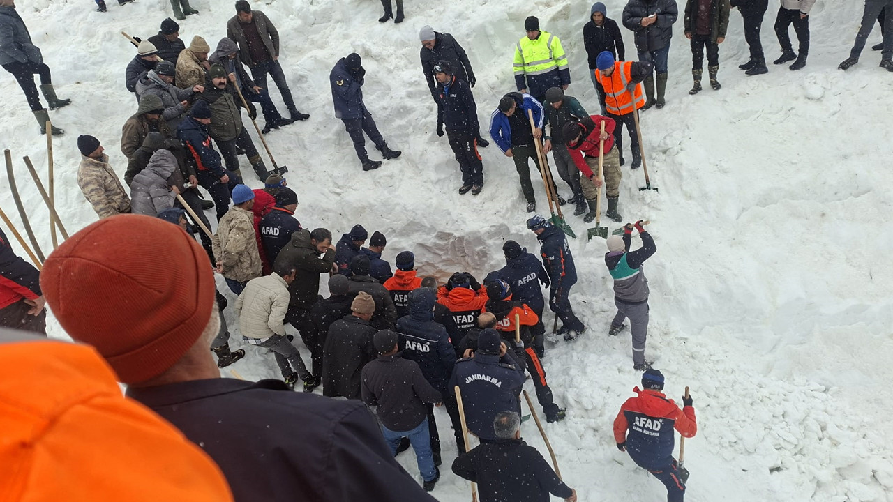 Çığ altında kalan çobana ulaşıldı: 125 gün sonra acı haber