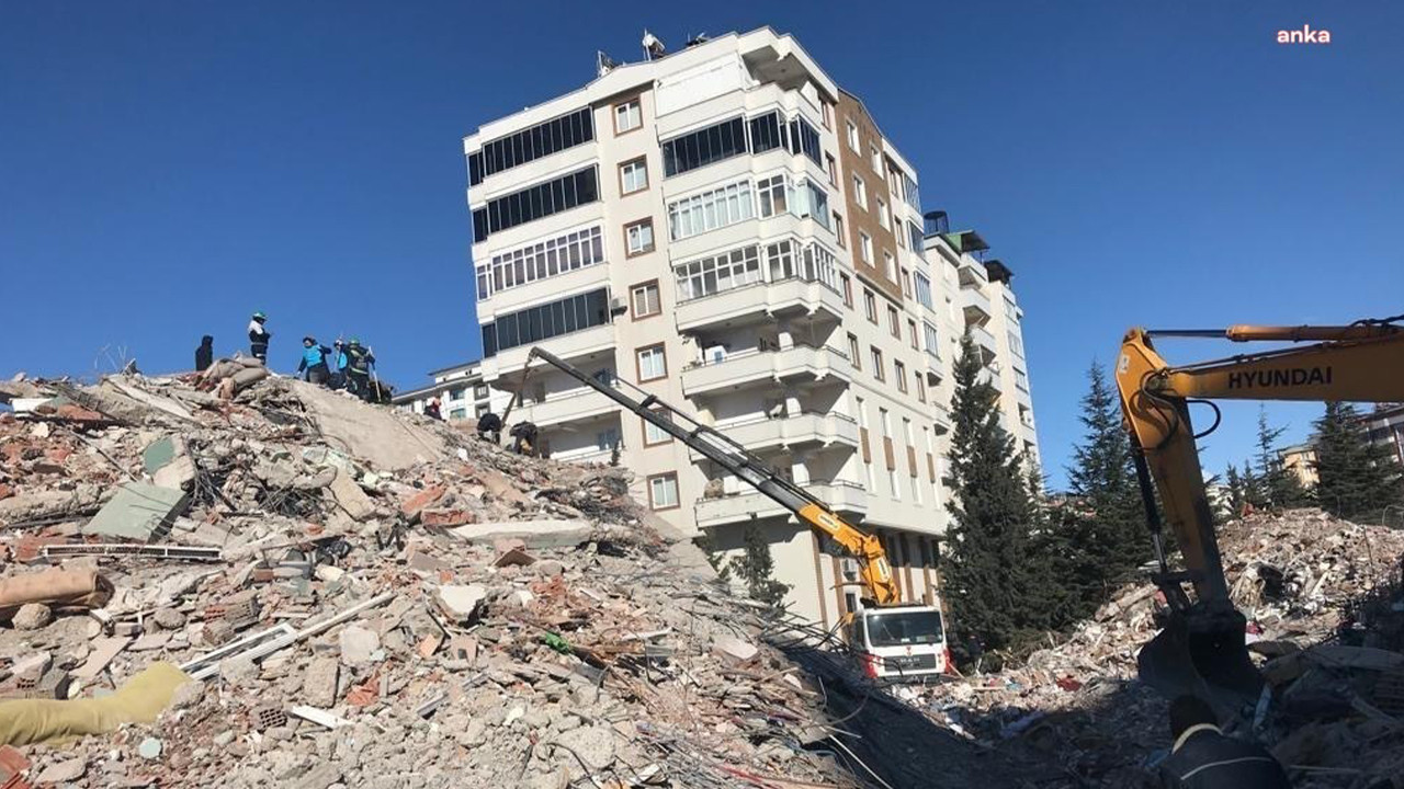 Depremde 148 kişiye mezar olan Hamidiye Sitesi'nde karar: Müteahhide 21 yıl hapis, 15 kişiye beraat