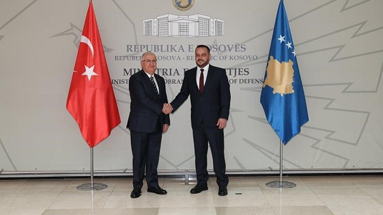 Milli Savunma Bakanı Güler, Kosova Savunma Bakanı Maqedonci ile görüştü