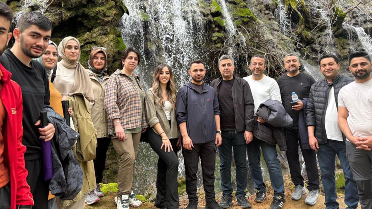Sağlık çalışanları, sağlıklı yarınlar için yürüdü