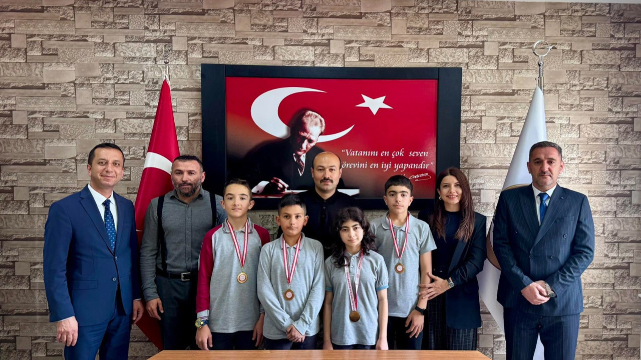 Aksaray birincileri ödüllendirildi