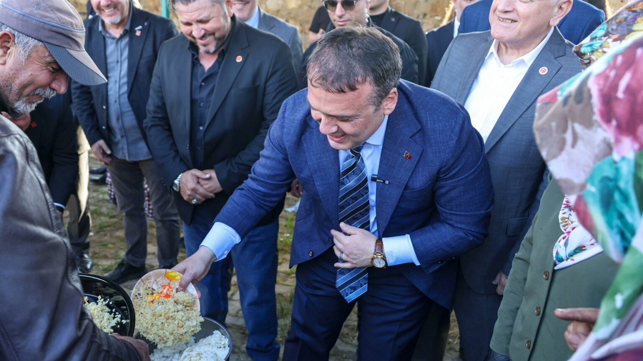 Vali Sözer Yeniköy’deki Hıdırellez etkinliğine katıldı