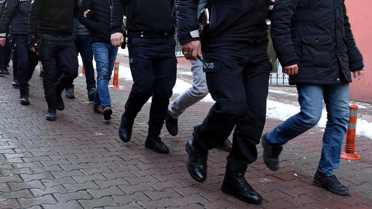 Çiftçileri kumar tuzağıyla borçlandıran çeteye operasyon: 11 tutuklama