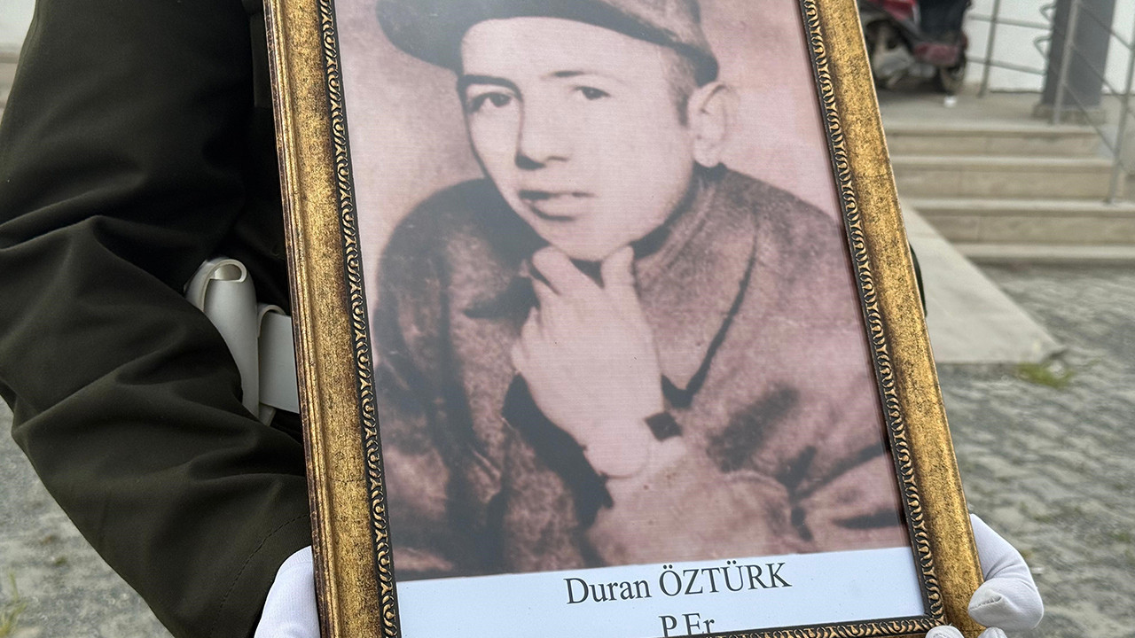 Mermer ustası dikkat etmese sonsuza kadar kaybolacaktı: Kimsesizler mezarlığındaki "Şehit" yazısının ardındaki dram