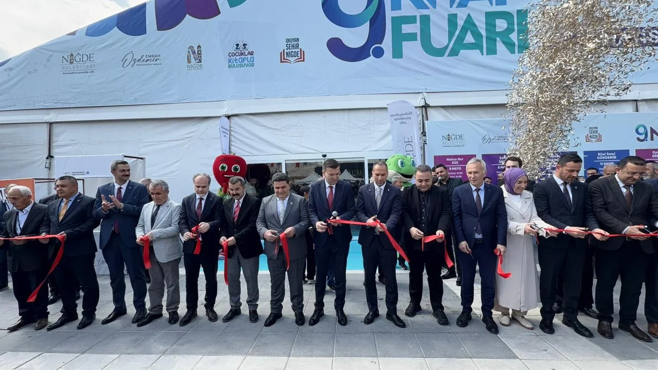 Niğde 9. Kitap Fuarı kapılarını açtı