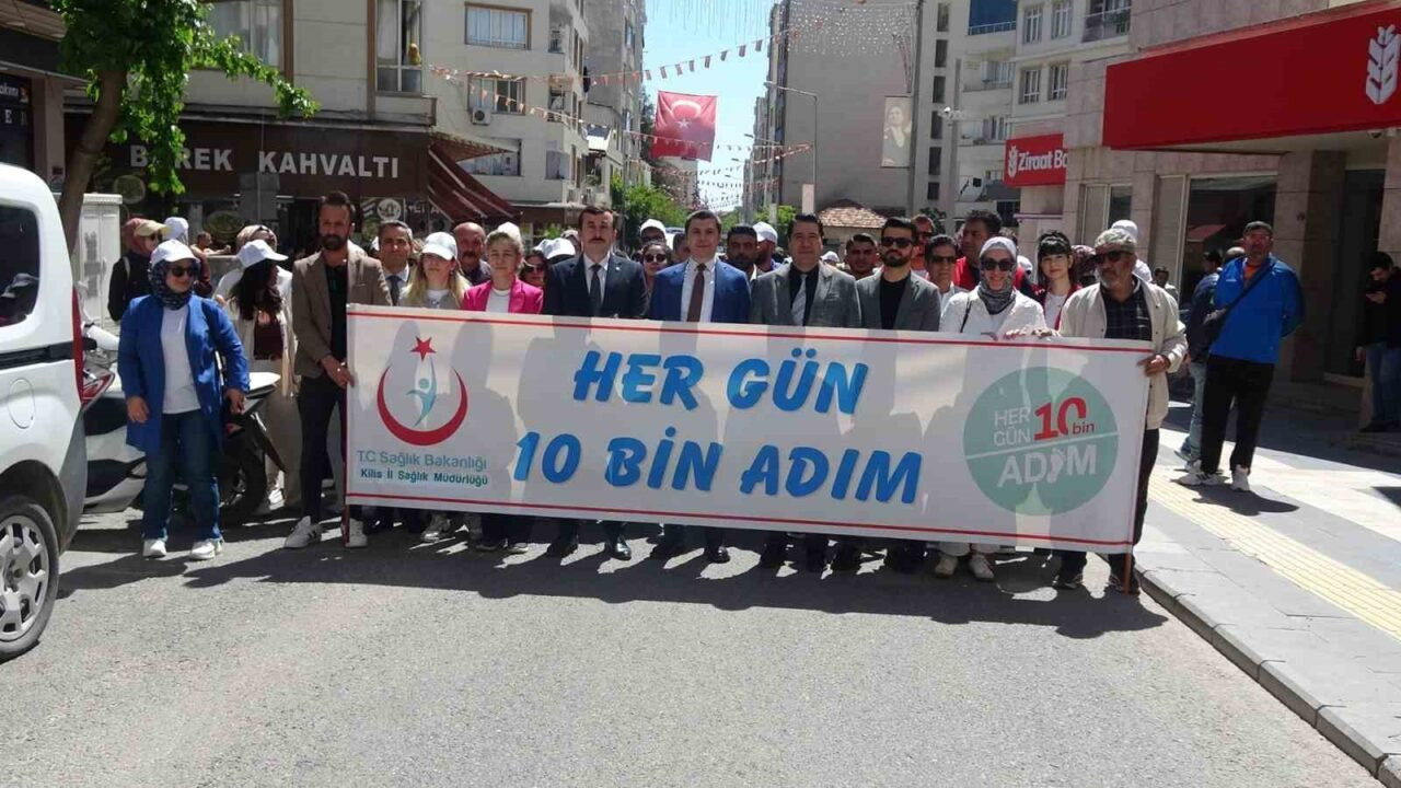 "Sağlık İçin Hareket Et Günü" kapsamında yürüyüş gerçekleştirildi