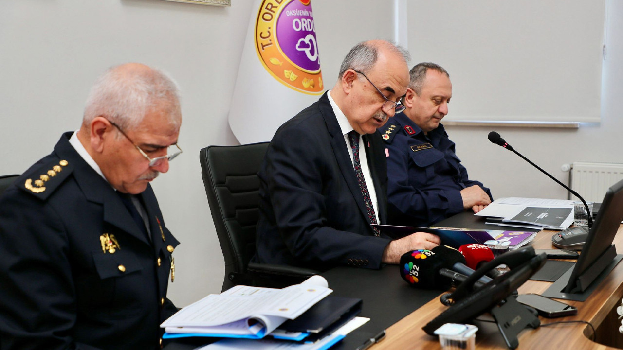 Vali Erol: Son 1 yılda kişilere karşı işlenen suçlarda %6 oranında azalma olmuştur