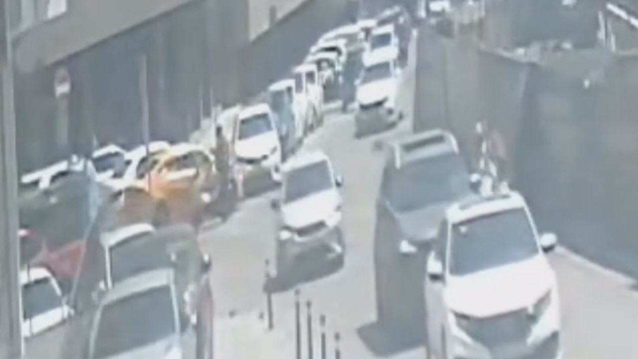 Afiş parçası motosikletliyi devirdi