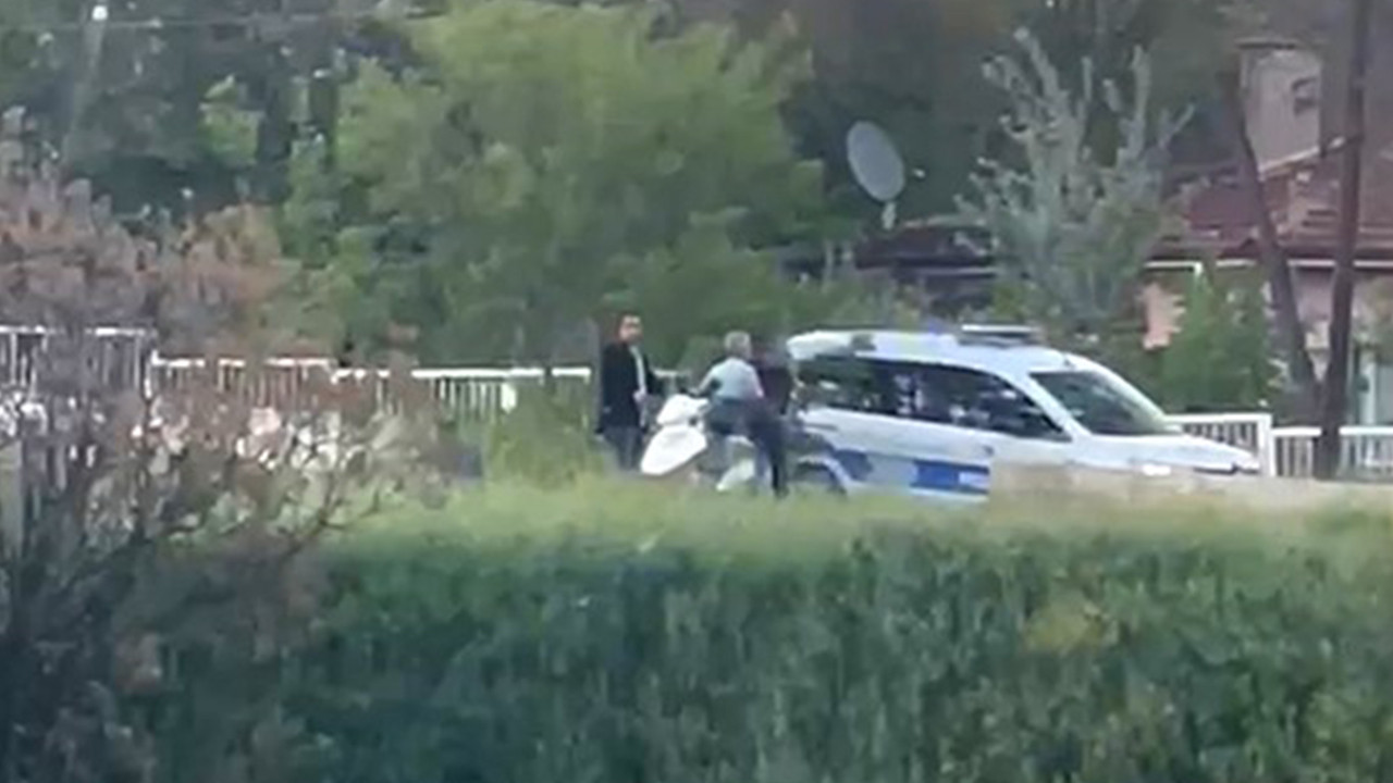 Arkadaş gurubu bir anda birbirine girdi: Birbirlerinden şikayetçi olmadılar