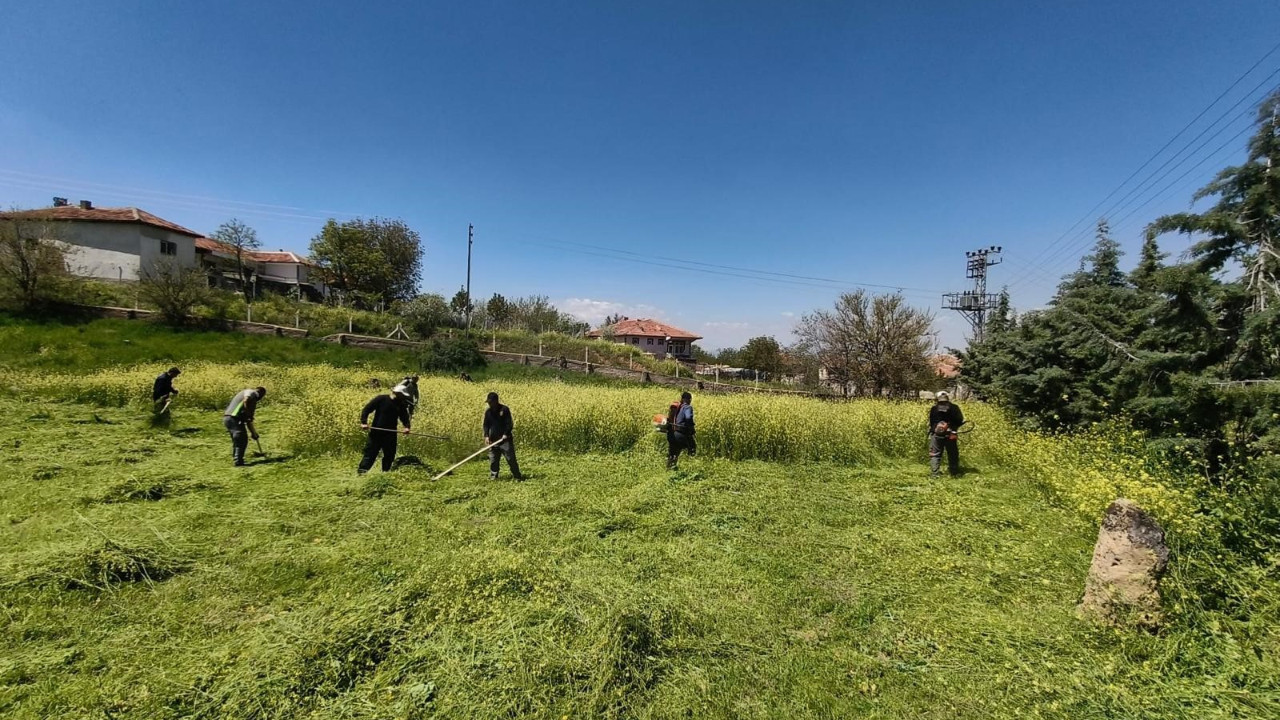 Kırıkkale'de mezarlıklarda temizlik seferberliği