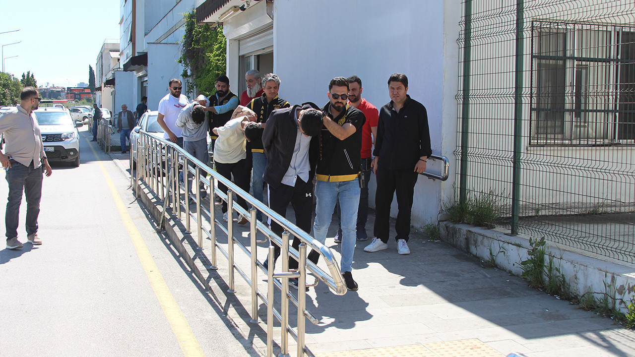 Polisler 500 saatlik görüntüleri izledi, 2 şüpheliyi kıskıvrak yakaladı