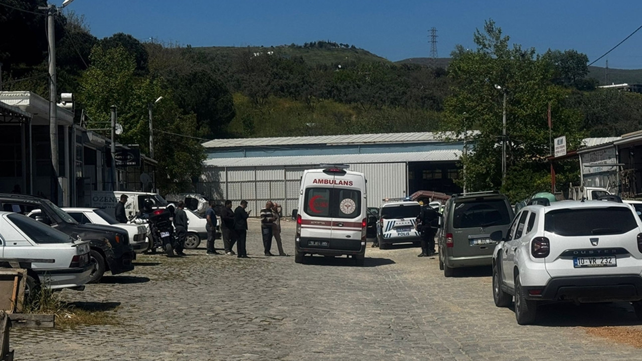 Yüksek sesli müzik kavgası kanlı bitti: Pompalı tüfekle 3 el ateş etti