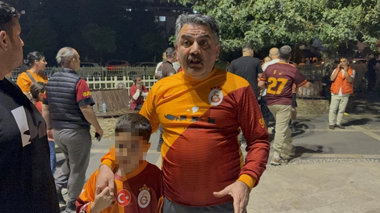 Adana’da Şampiyonluk kutlamasına gölge düştü: Küçük çocuğun yüzüne şişe fırlatıldı