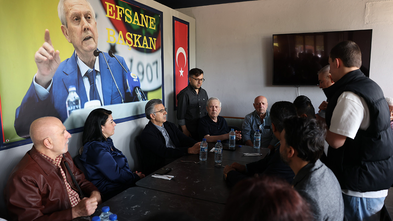 Aziz Yıldırım şampiyon boksörlerle buluştu