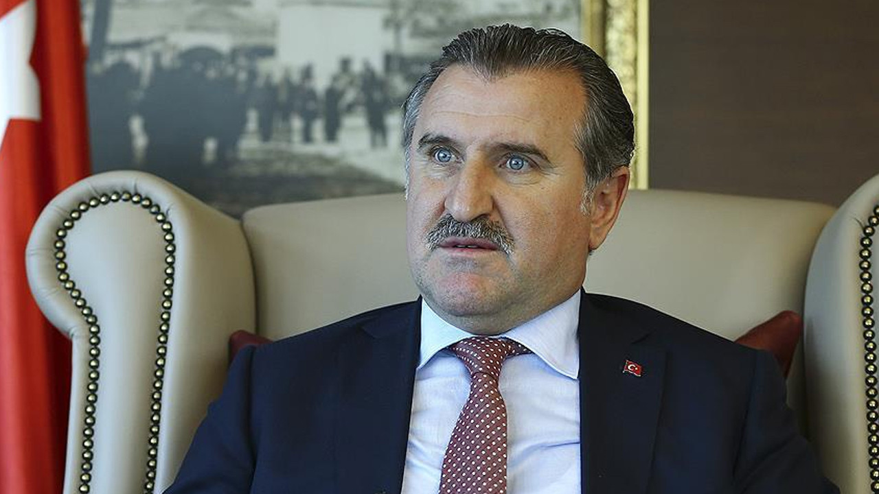 Bakan Bak'tan Trendyol 1. Lig'e yükselen Mardin 1969 Spor ile Muğlaspor'a tebrik