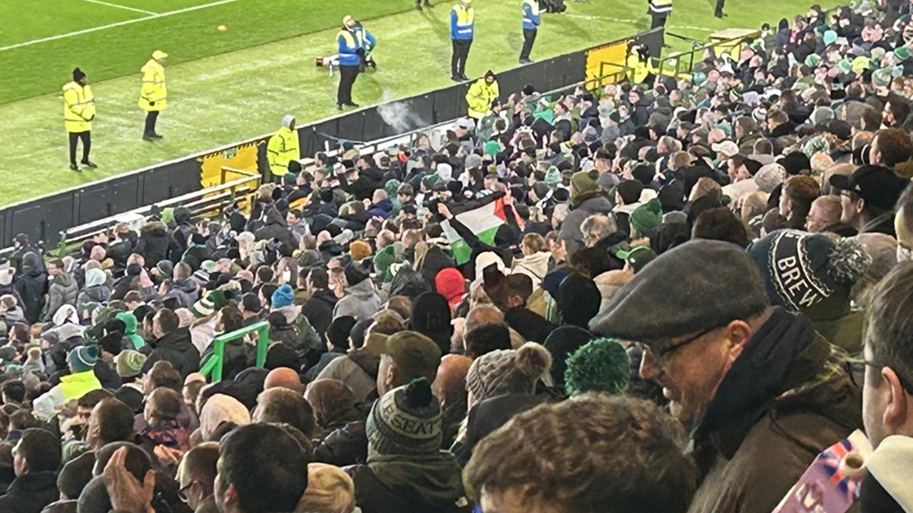 Celtic, derbide Rangers'ı geriden gelip yendi: İskoçya'da şampiyonluk yarışı kızıştı