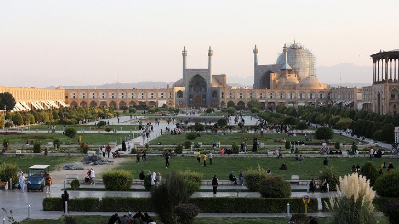 İran’ın İsfahan eyaletinde korkutan yangın
