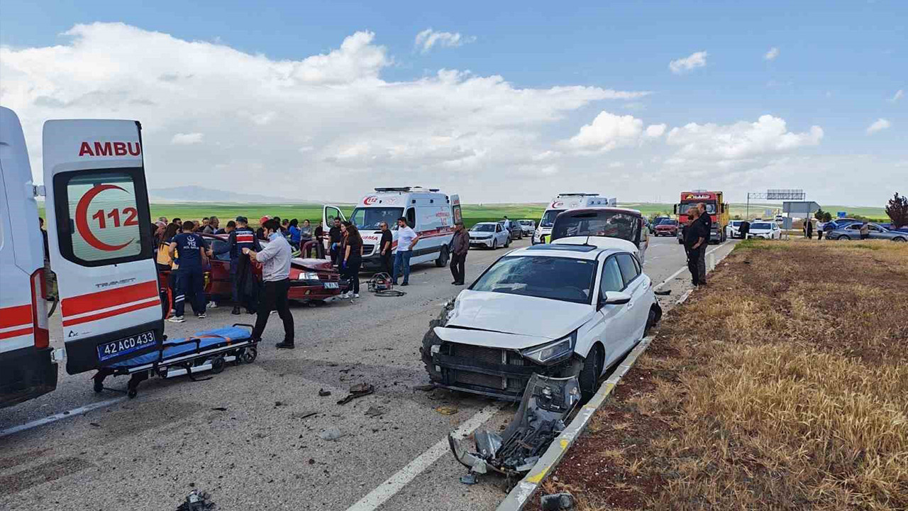 Konya’da 2 otomobil çarpıştı: 3 yaralı var