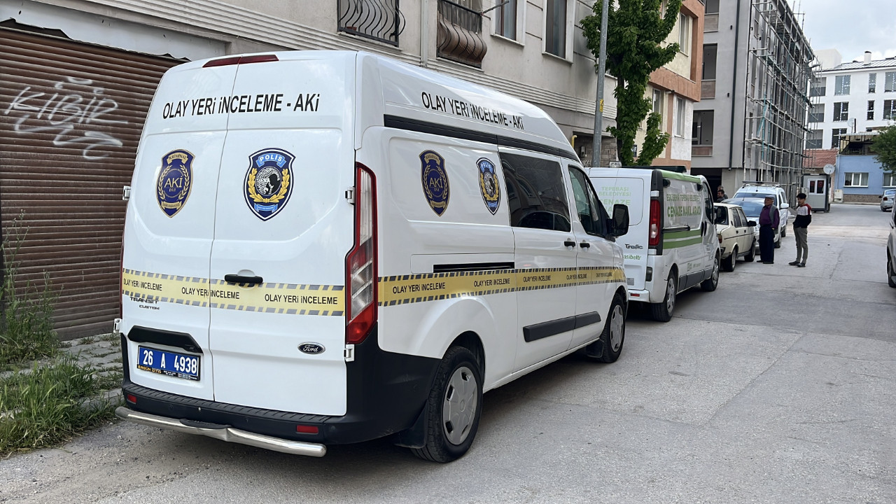 Eskişehir’de şüpheli ölüm: Genç adam evinde ölü bulundu