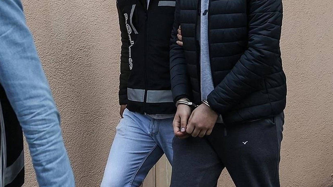 FETÖ'nün sınav hırsızlığına operasyon: Askeri Lise sorularını çalan 7 kişiye gözaltı
