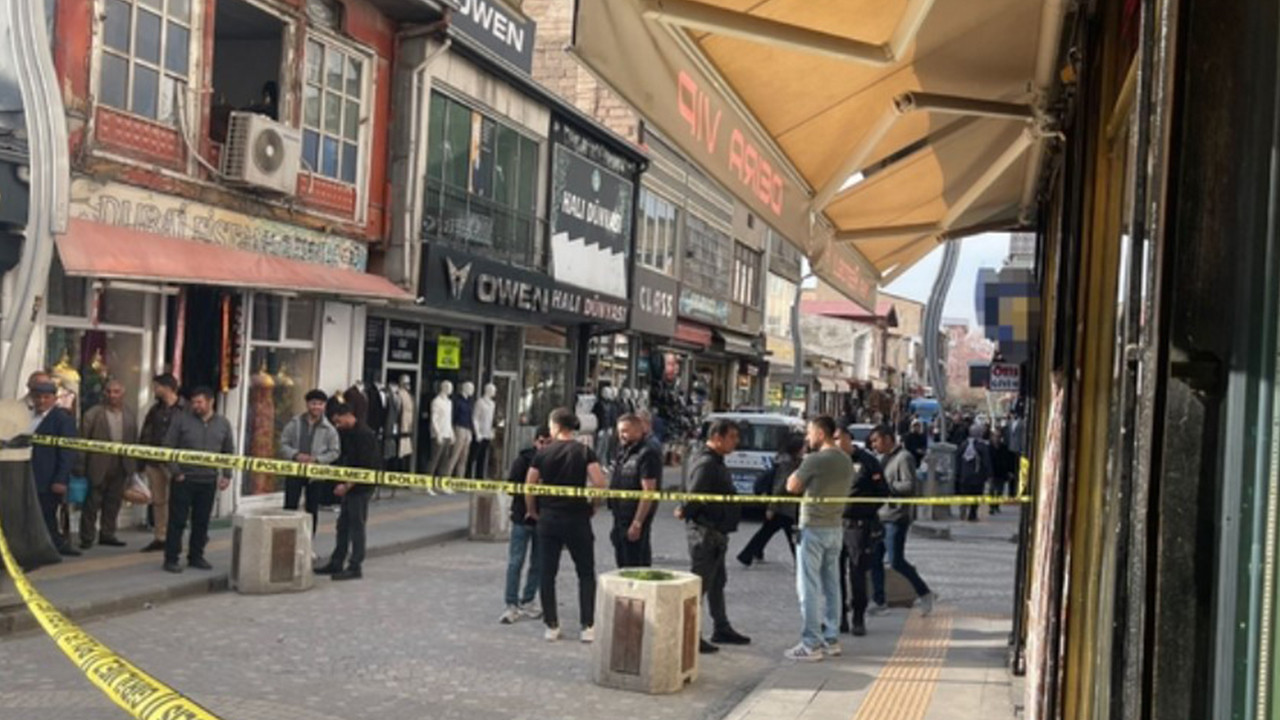 Sokak ortasında silahlı saldırı: 1 yaralı