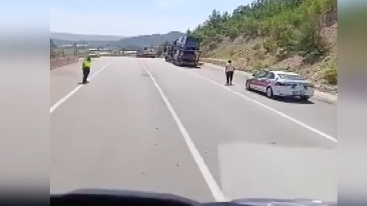 Antalya-Isparta yolunda zincirleme facia: Otomobildeki çift hayatını kaybetti