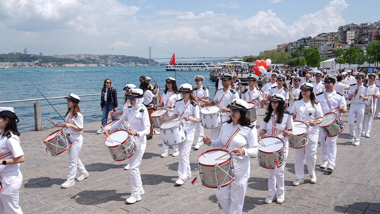 Üsküdar’da birlik ve kardeşlik yürüyüşü