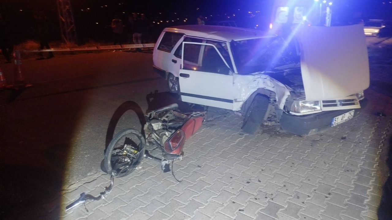 Niğde’de feci kaza: Otomobil ile motosiklet çarpıştı, 1 ölü 1 yaralı