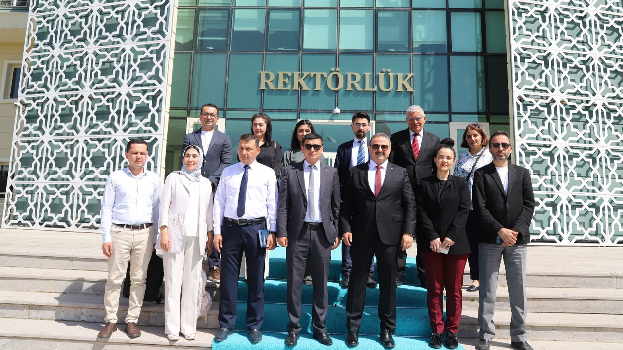 Aksaray Üniversitesi, Özbekistan’la tıp alanında iş birliği protokolü imzaladı