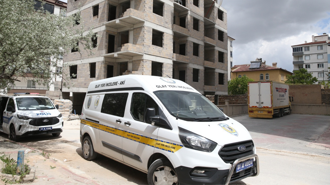 İnşaatın 4. katından düşen işçi ağır yaralandı