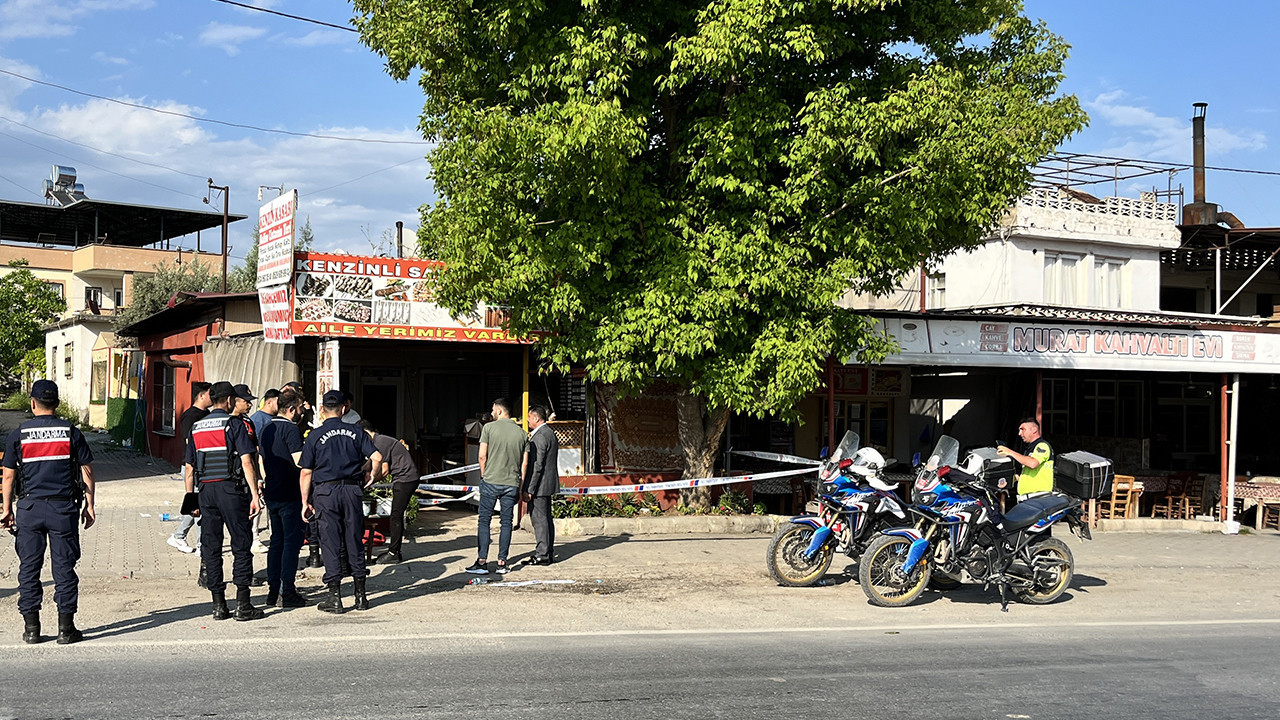Lokantayı kurşun yağmuruna tuttualr: 2 ölü, 2 yaralı
