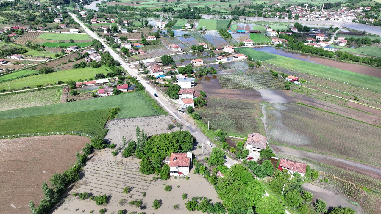Tokat'ta taşkın paniği: Köy boşaltıldı