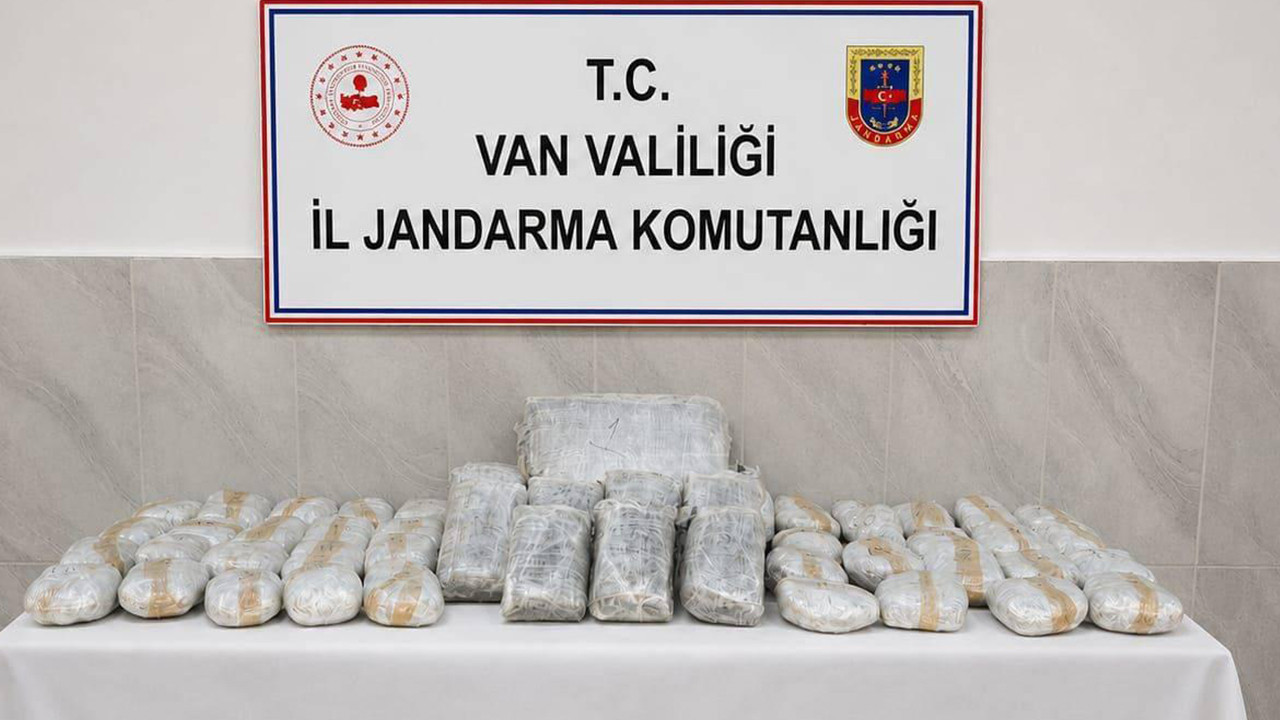 Van'da 42 kilo skunk ele geçirildi