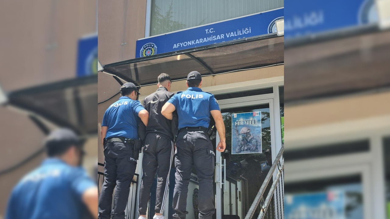 Afyonkarahisar’da kavga müdahalesinde bıçaklı tehdit