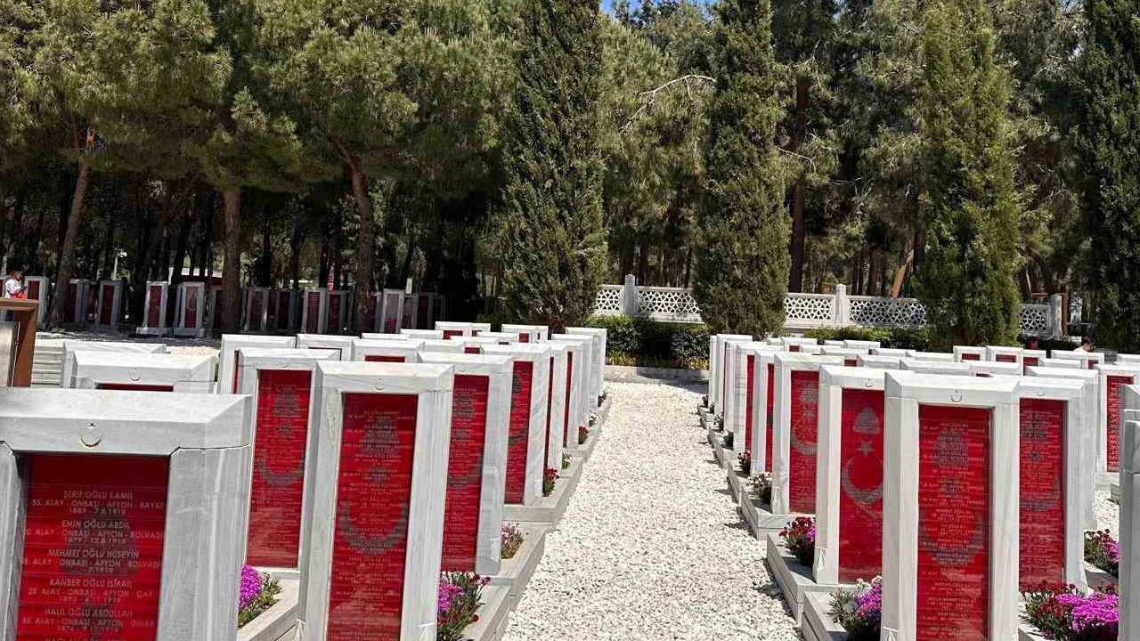Esenyurtlu gençler 19 Mayıs’ta tarihle buluştu
