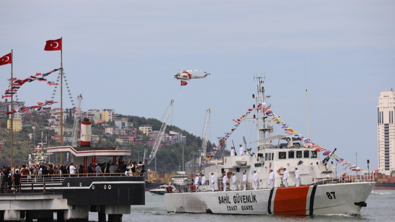 Gemiler 19 Mayıs için süslendi: Samsun'da büyük coşku
