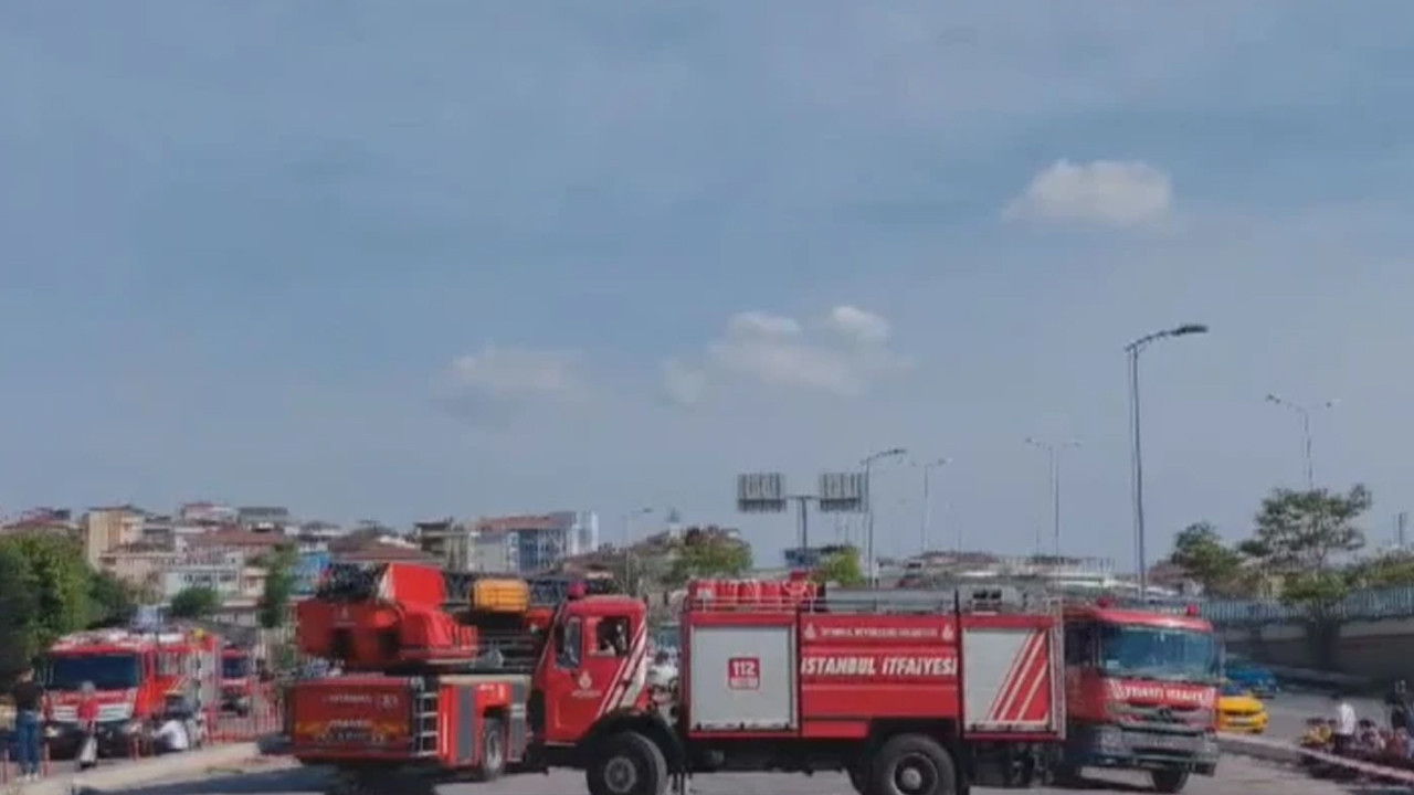 İstanbul'da korkutan yangın: Ekipler AVM için seferber oldu