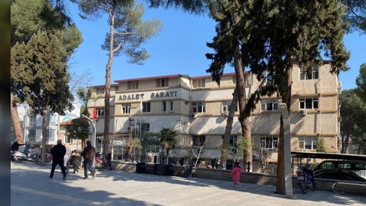 Alaşehir’de 21 kök kenevir ele geçirildi