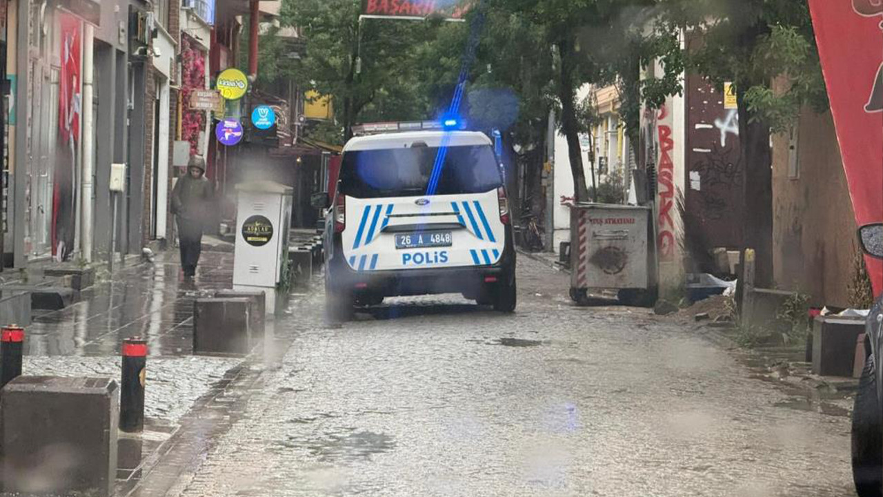 Çalıştığı inşaatın asansör boşluğuna düşen işçi yaralandı