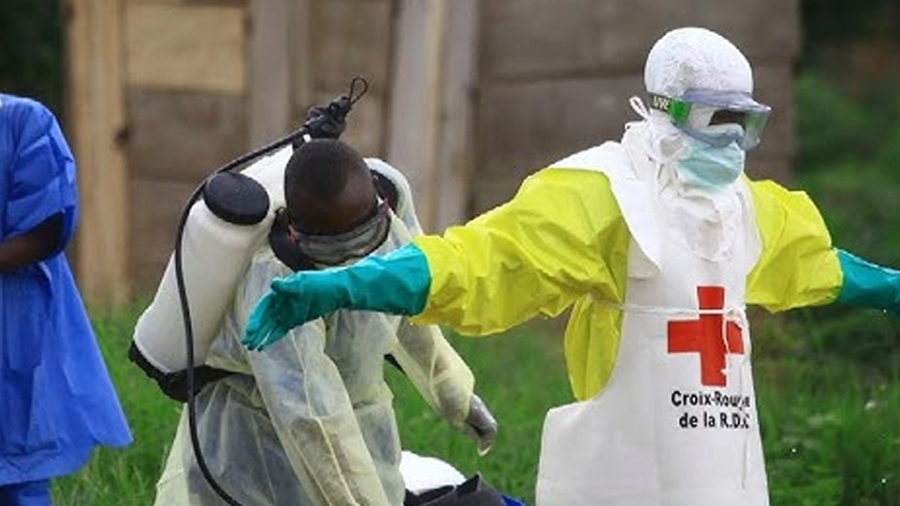 Dünya Ebola teyakkuzunda: Malezya önlemleri arttırdı