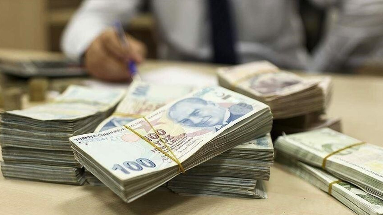 Aile ve Gençlik Fonu kapsamında bu ay 1 milyar 228 milyon lira ödeme yapıldı