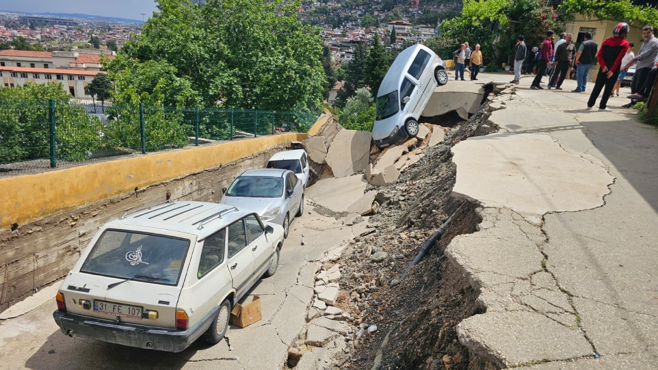 Hatay'da selde kaybolan 2 kişiden birine ulaşıldı