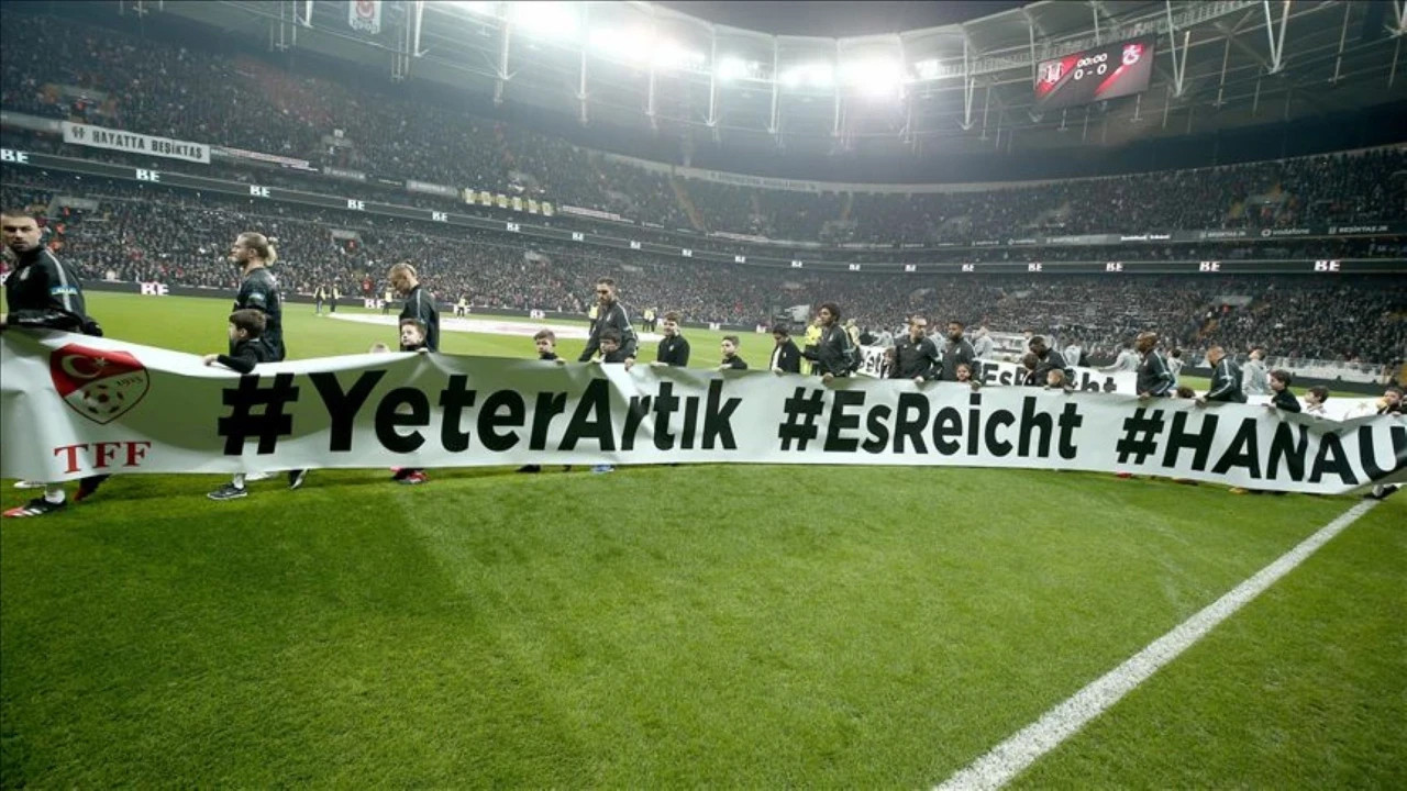 TFF’den yeni karar: Maçlarda pankartla seremoni uygulaması kaldırıldı