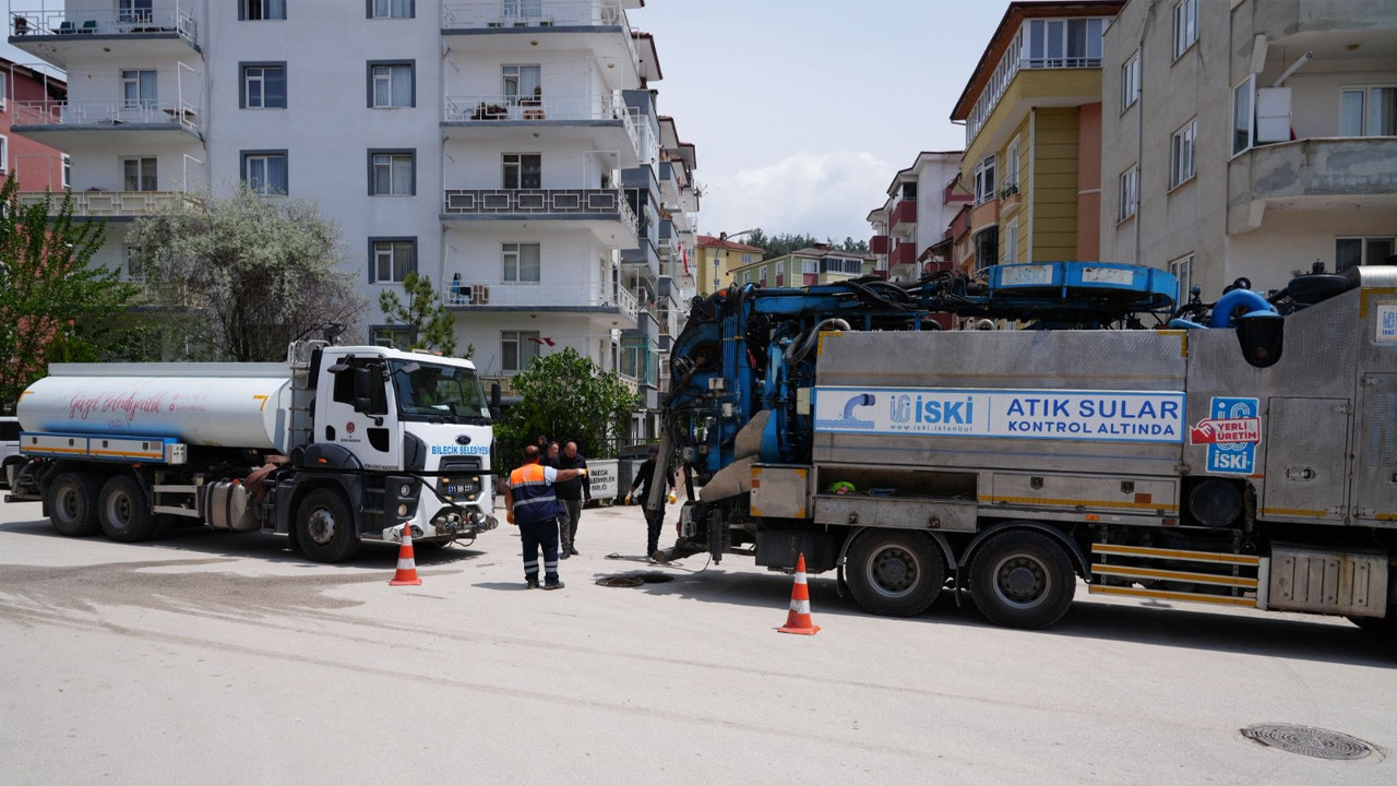 Başkan Subaşı sahada temizlik çalışmalarını kontrol etti