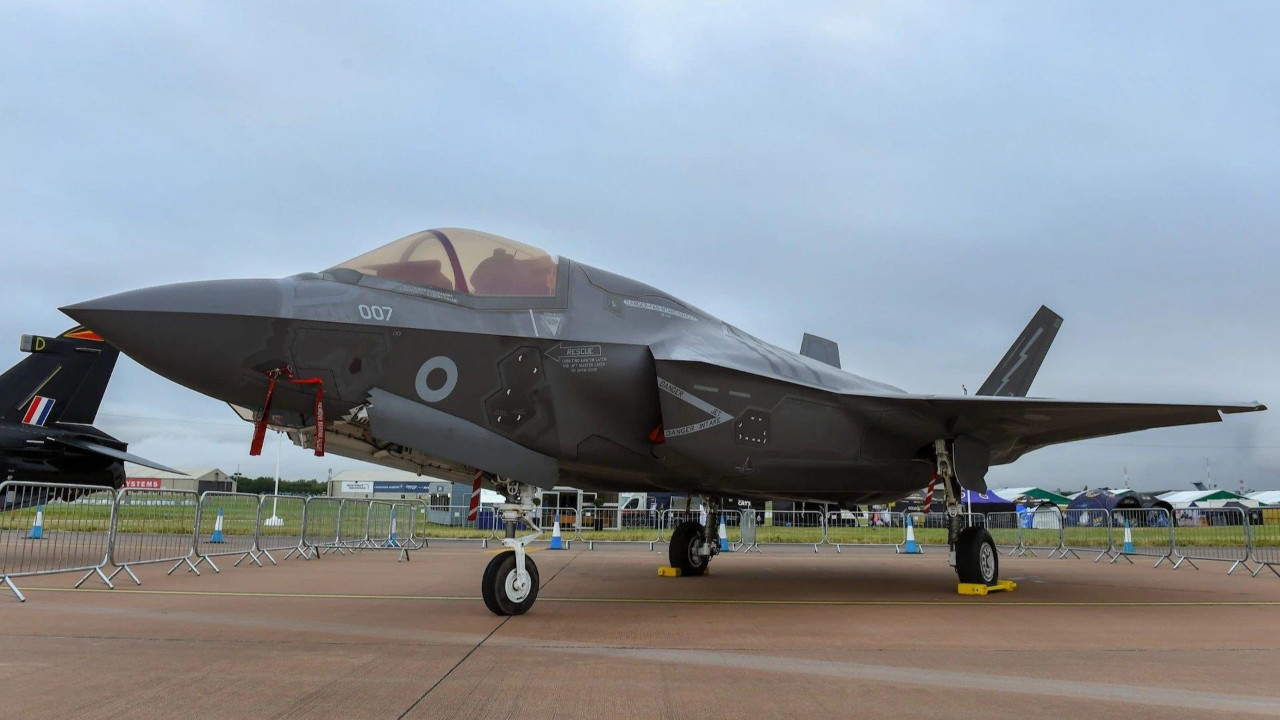 F-35 skandalı büyüyor: İngiltere’nin yeni savaş uçakları ilk uçuşta arıza verdi