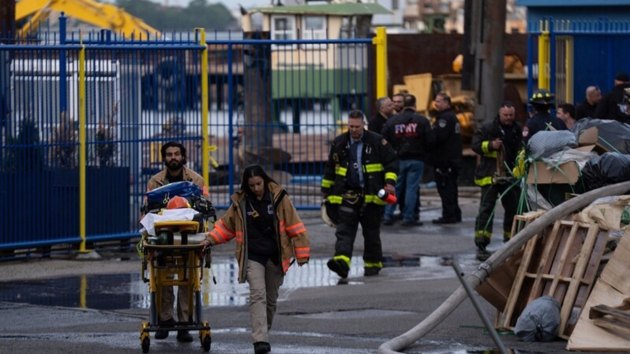 New York'ta tersane patladı: 1 ölü, 36 yaralı