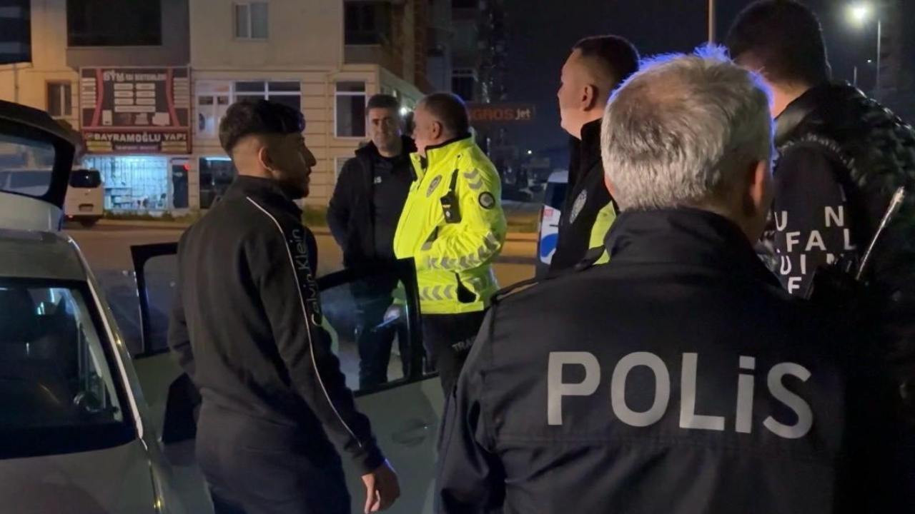 Alkollü ve modifiyeli araçla yakalandı: “Sıkıntı yok, devam” dedi
